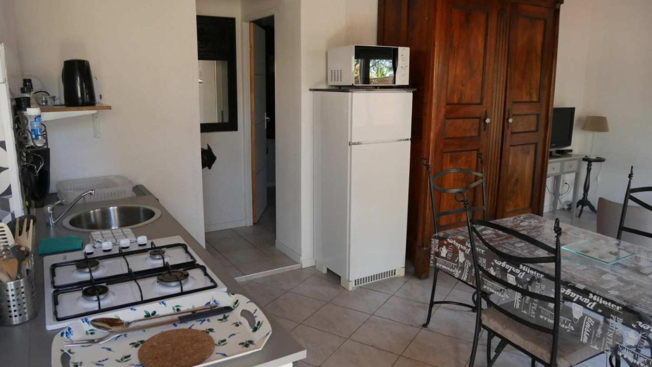 Mas Maurane - Les Lavandes Aux Portes D'Arles Apartment Tarascon Exterior photo